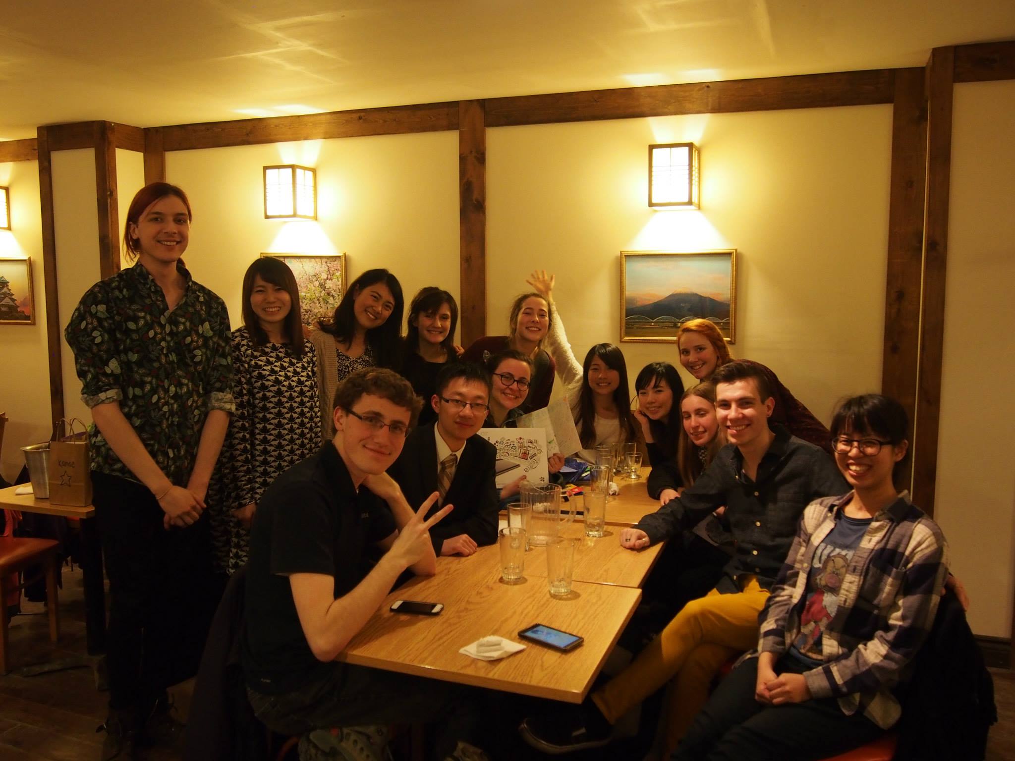 日本語学習者の友人たちと日本食レストランへ
